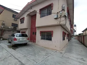 3bdrm Apartment in Iyana Ipaja for rent