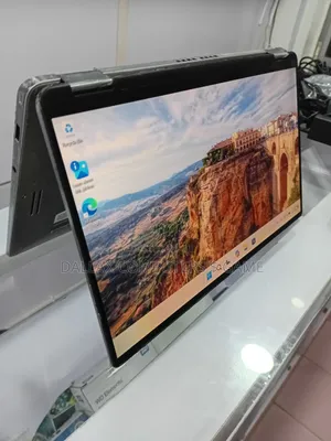 Laptop Dell Latitude 7400 2-in-1 16GB Intel Core i7 SSD 512GB