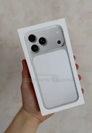 New Apple iPhone 17 Pro Max 256 GB Silver
