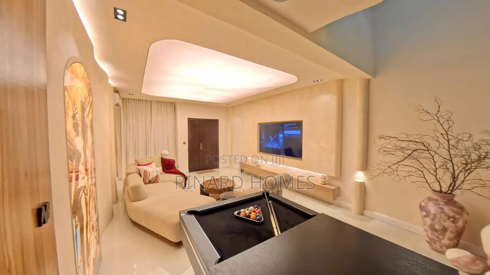 Olympus: 2 Bedroom Apartment