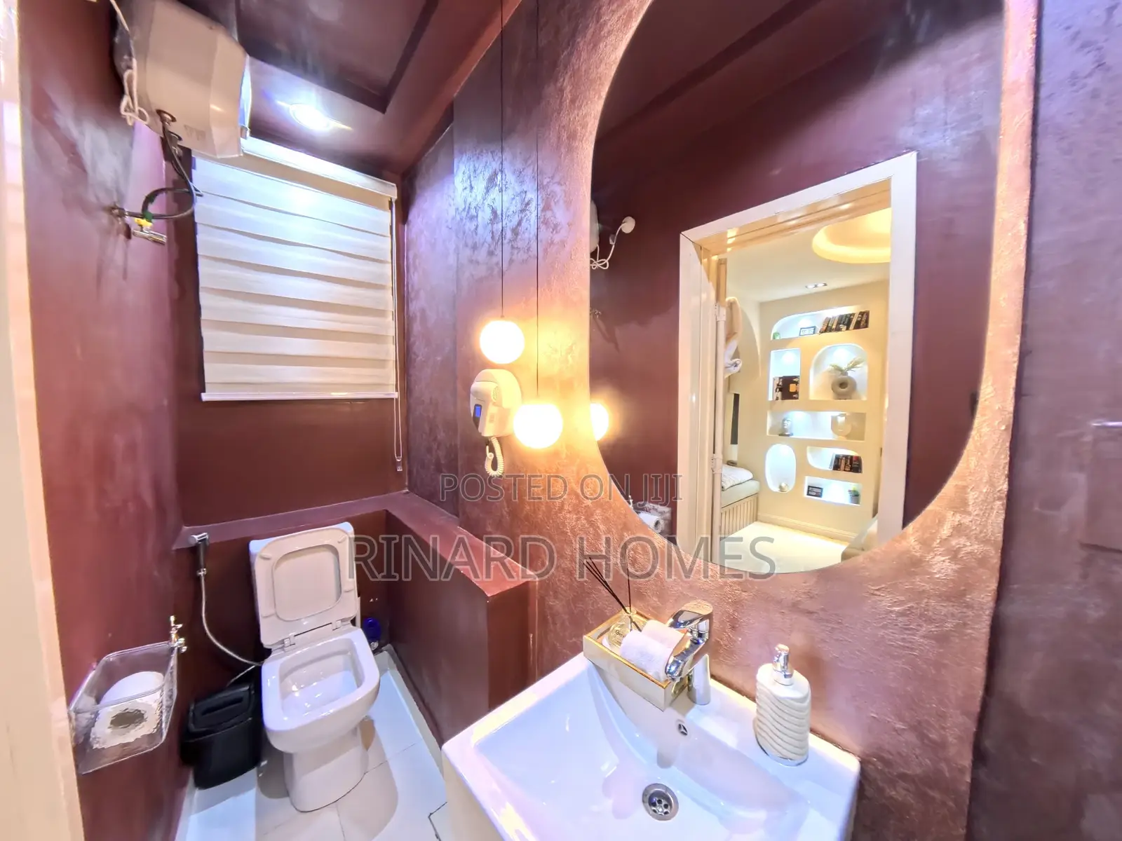 Olympus: 2 Bedroom Apartment