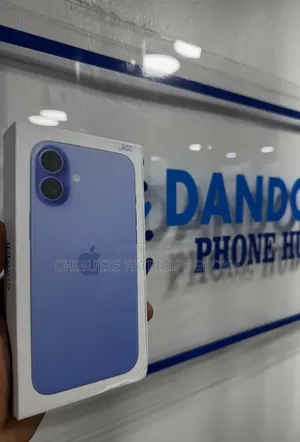 New Apple iPhone 16 128 GB Blue