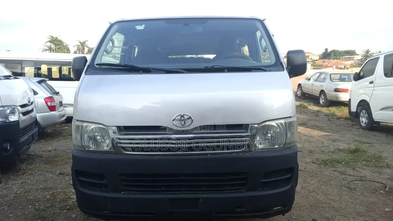 Toyota HiAce 2010 Grey
