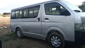 Toyota HiAce 2010 Grey