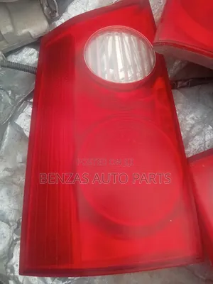 Booth Light Toyota Sienna 2007