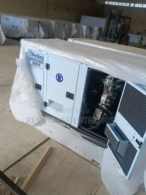 __ Perkins Soundproof 30kva