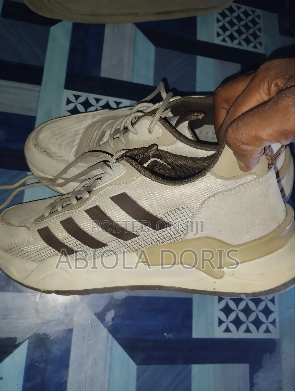 Sneakers-Shoe