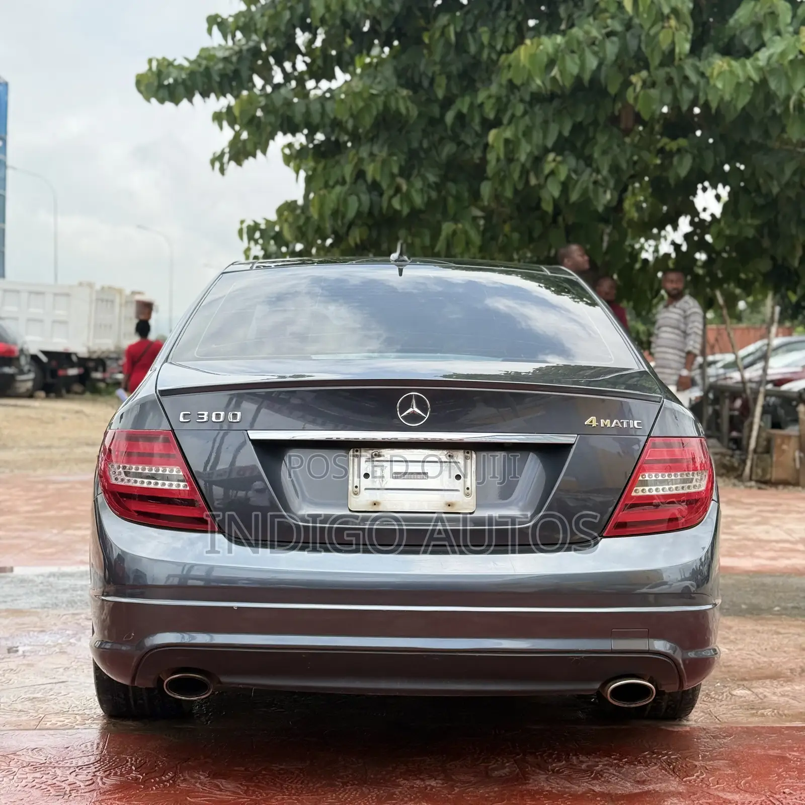 Mercedes-Benz C300 2010 Gray
