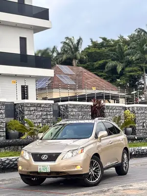 Lexus RX 350 2010 Gold