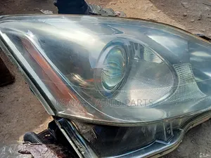 Lexus IS 250 Headlight Replacement