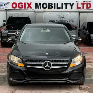 Mercedes-Benz C300 2015 Black
