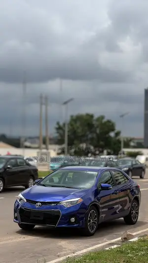 Toyota Corolla S 4dr Sedan (1.8L 4cyl CVT) 2014 Blue