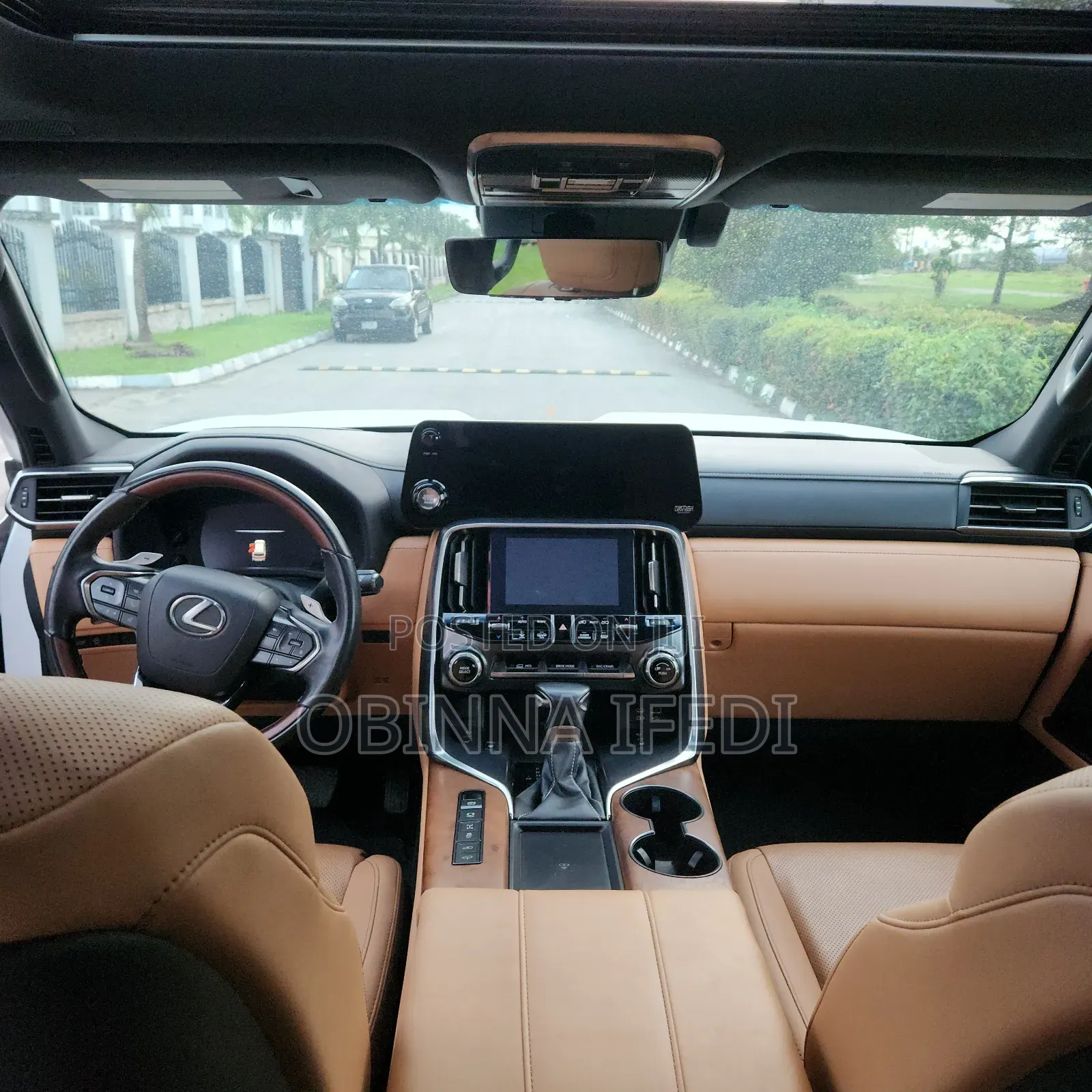 Lexus LX 2022 White