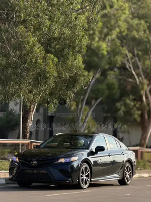 Toyota Camry SE 2021 Black