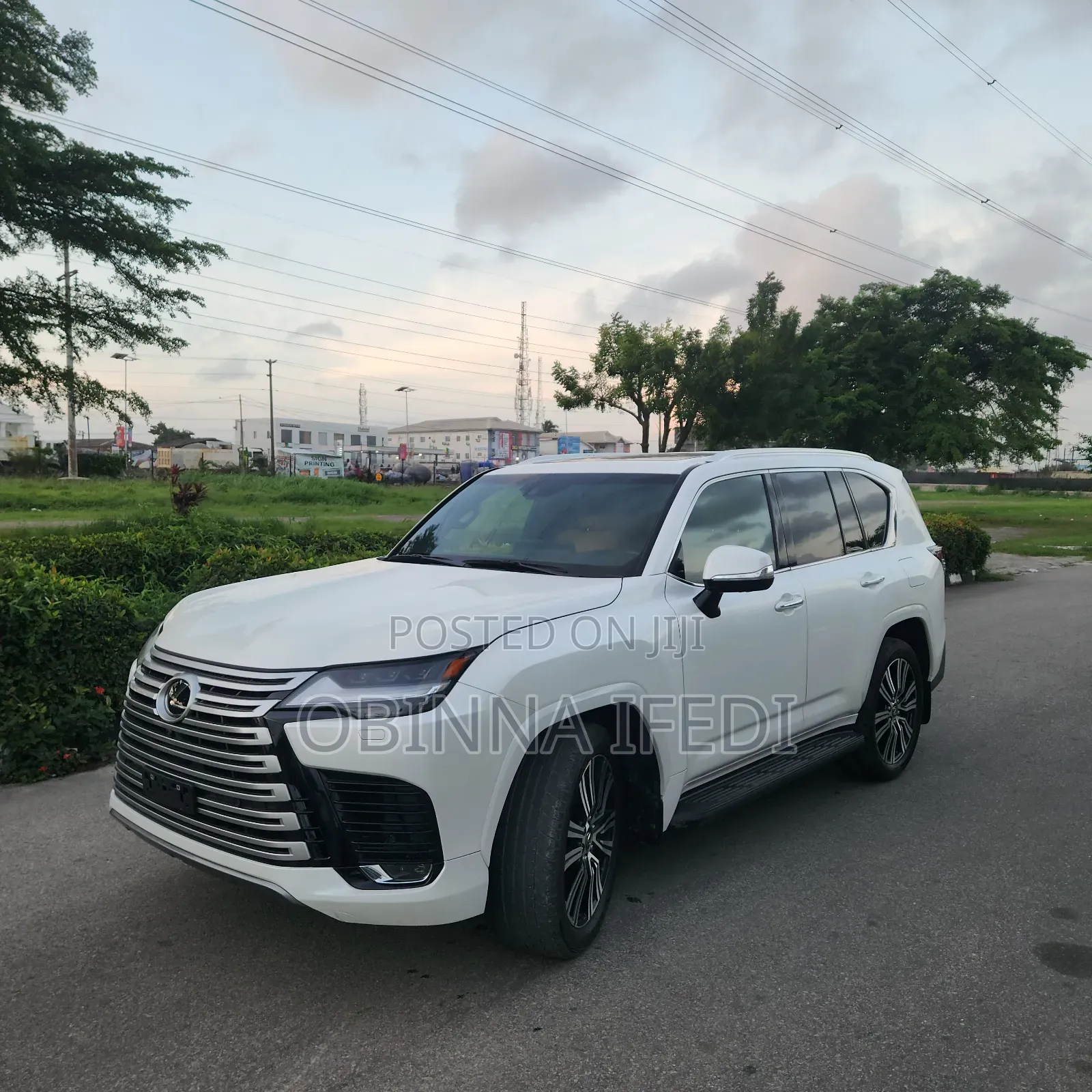 Lexus LX 2022 White