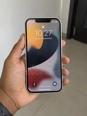 Apple iPhone 13 128 GB White