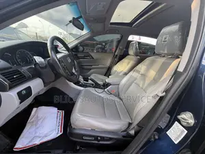 Honda Accord EX-L V6 4dr Sedan FWD (3.5L 6cyl 6A) 2017 Blue