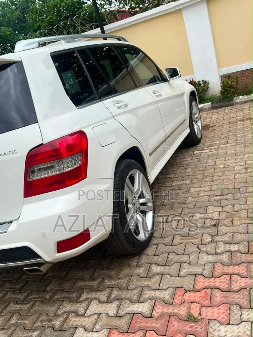 Mercedes-Benz GLK-Class 350 4MATIC 2012 White