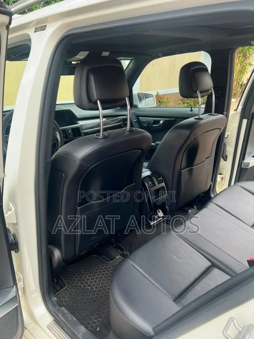 Mercedes-Benz GLK-Class 350 4MATIC 2012 White