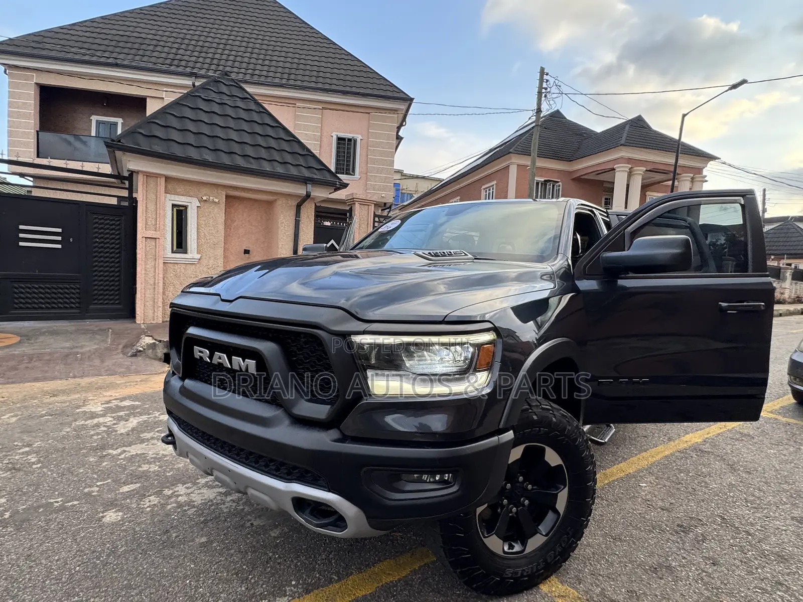 Dodge RAM 1500 5.7 Petrol AWD 2019