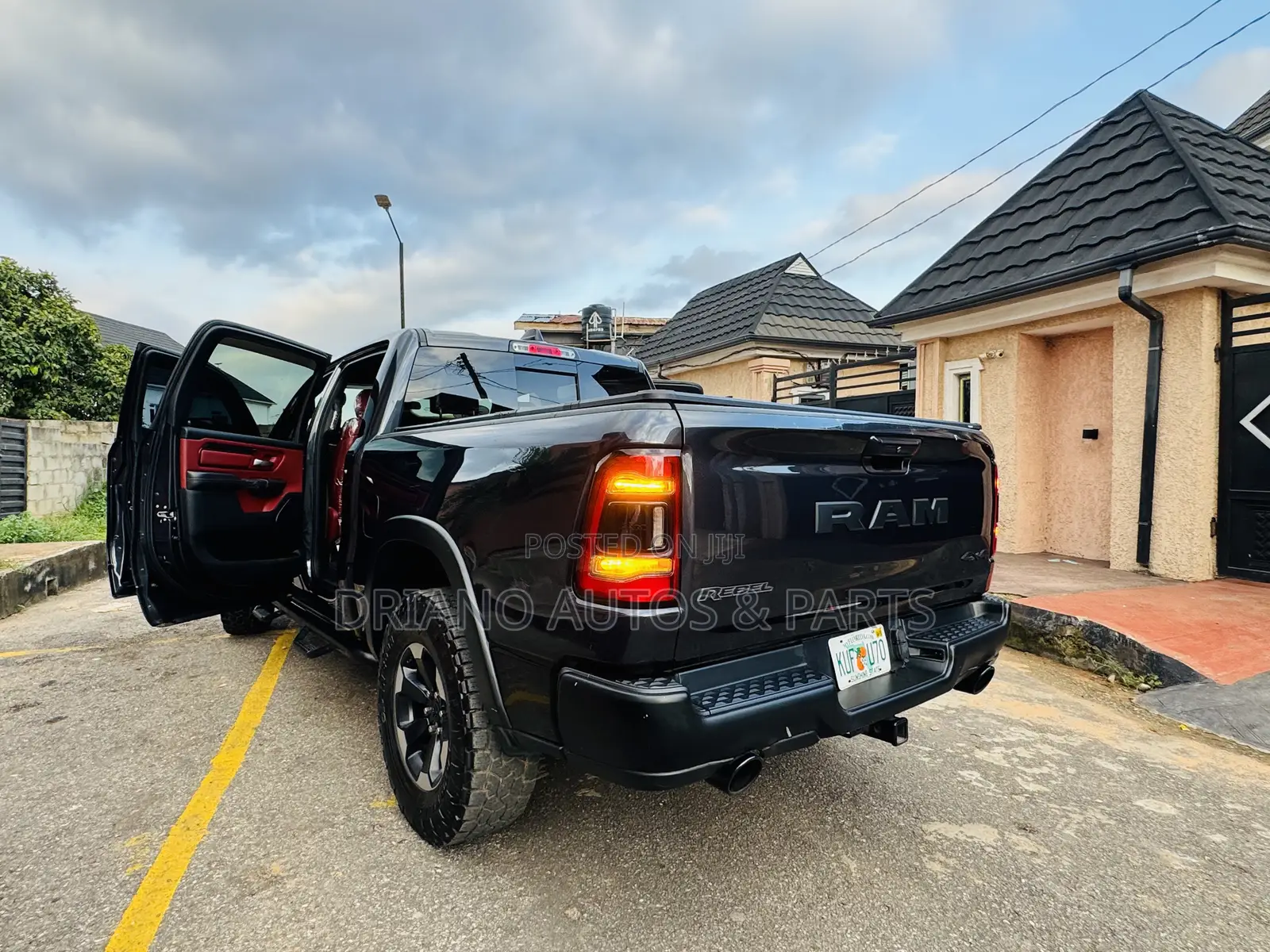 Dodge RAM 1500 5.7 Petrol AWD 2019