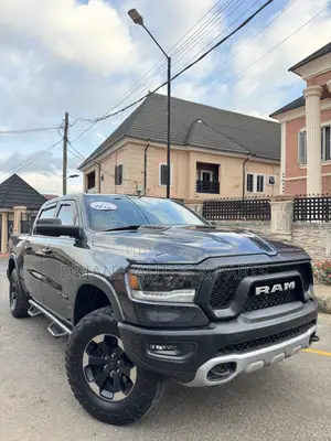 Dodge RAM 1500 5.7 Petrol AWD 2019
