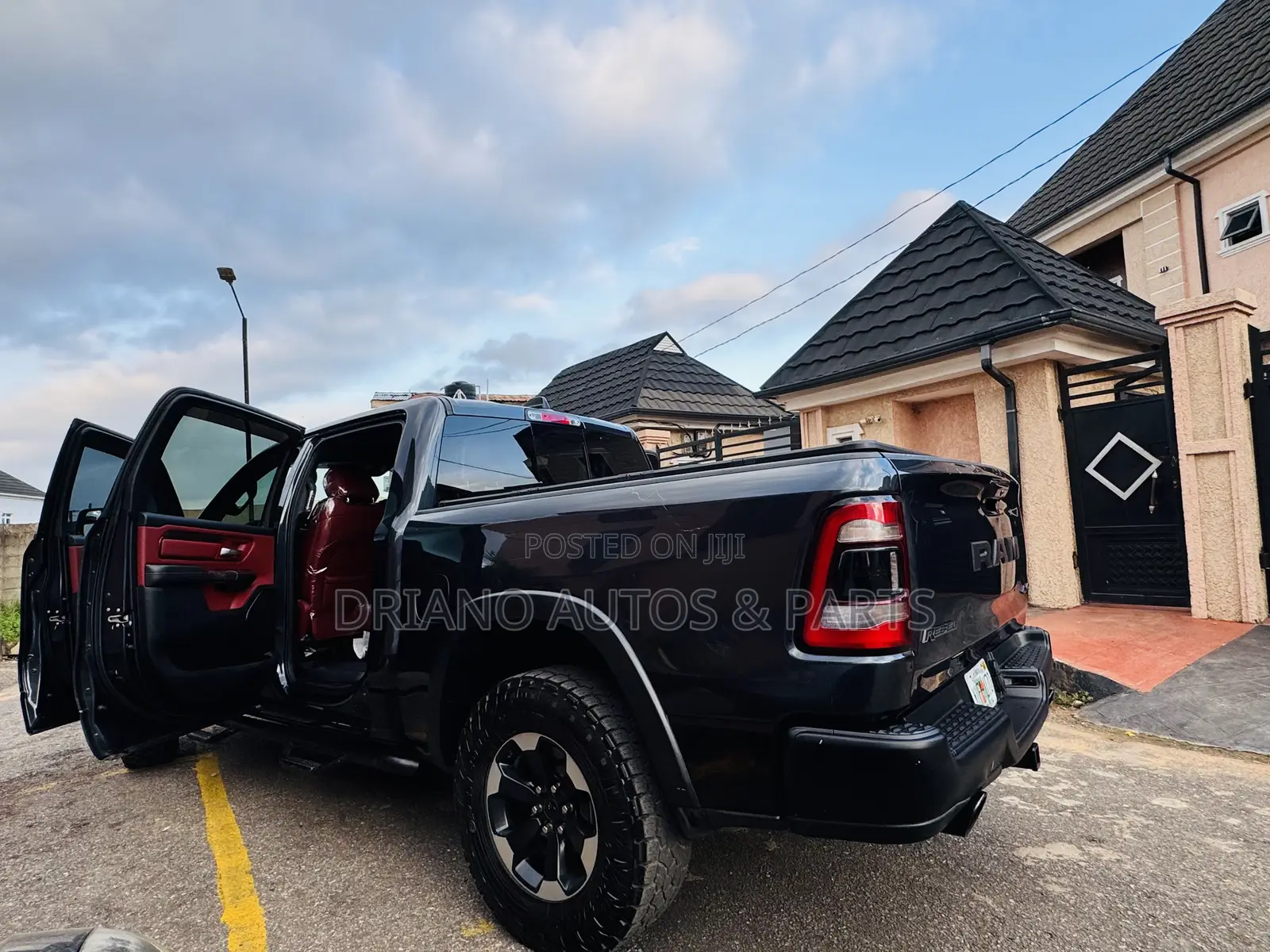 Dodge RAM 1500 5.7 Petrol AWD 2019