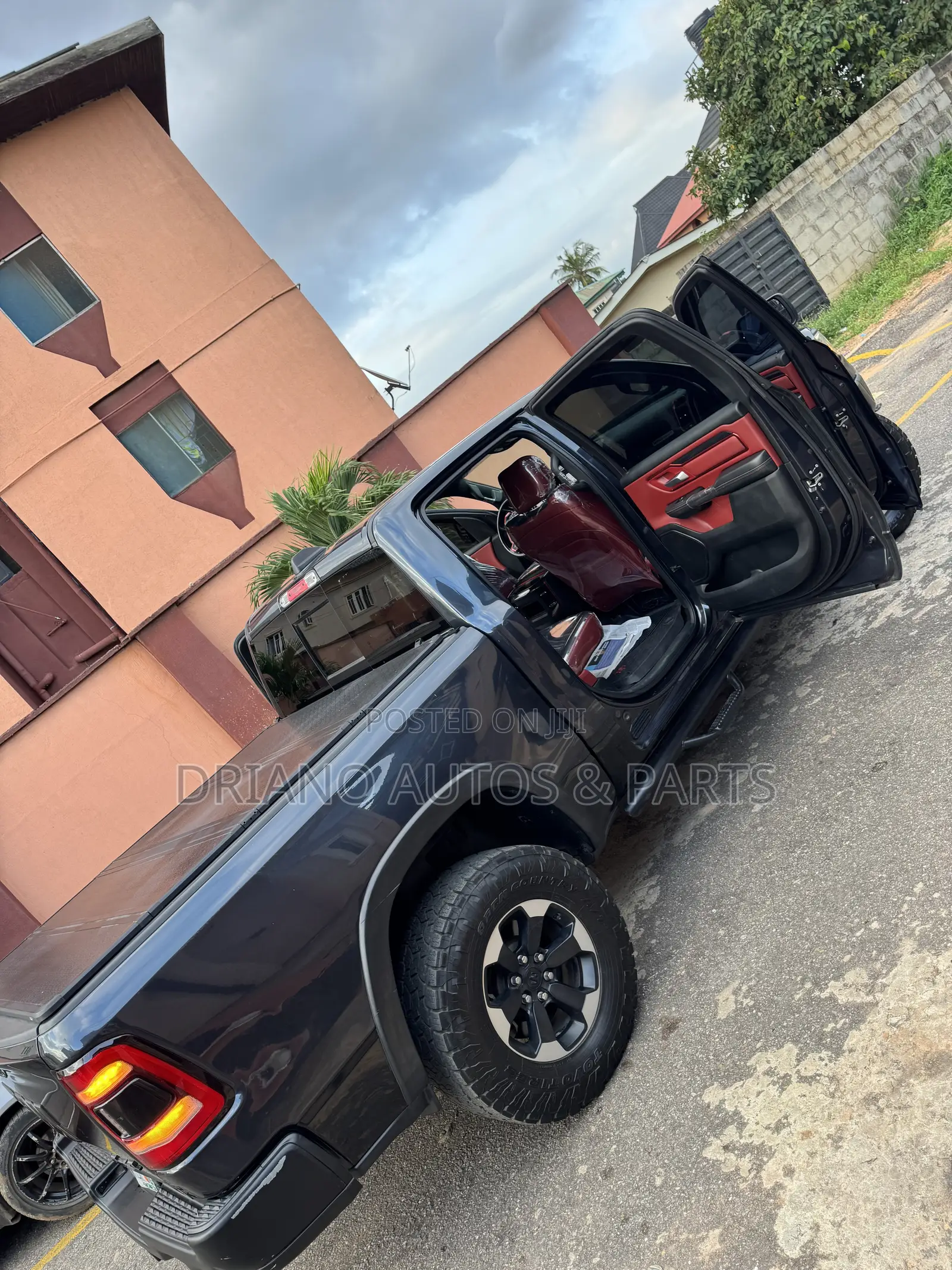 Dodge RAM 1500 5.7 Petrol AWD 2019