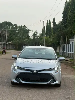 Toyota Corolla XSE (1.8L 4cyl 2A) 2019 Silver