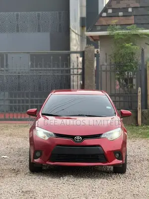 Toyota Corolla 2015 Red