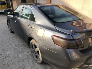 Toyota Camry LE 4dr Sedan (2.4L 4cyl 5A) 2007 Gray