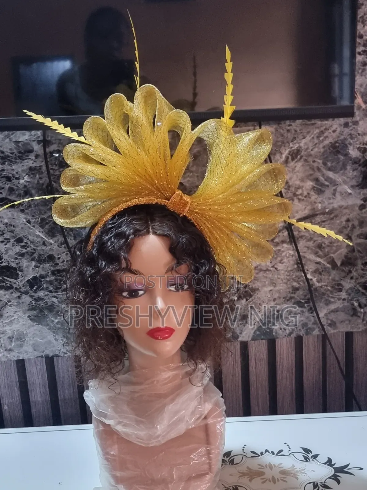 Golden Fascinator 1