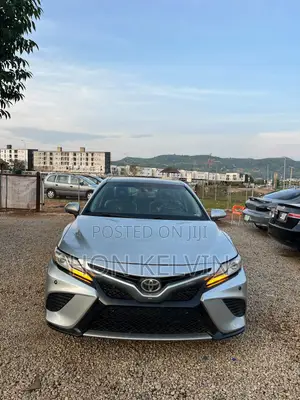 New Toyota Camry XSE V6 FWD (3.5L 6cyl 8AM) 2018 Gray
