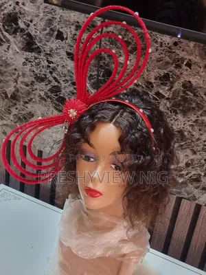 Red Ring Fascinator