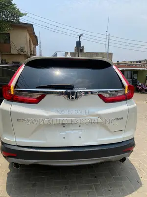 Honda CR-V Touring AWD 2018 White