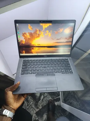 Laptop Dell Latitude 5400 8GB Intel Core i5 SSD 256GB
