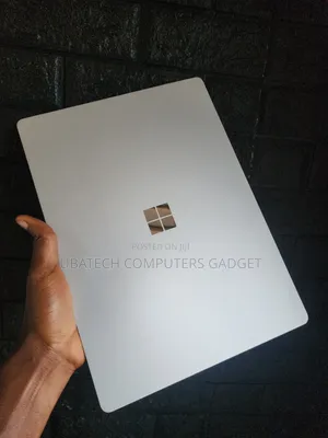 Laptop Microsoft Surface Laptop 8GB Intel Core i5 SSD 256GB