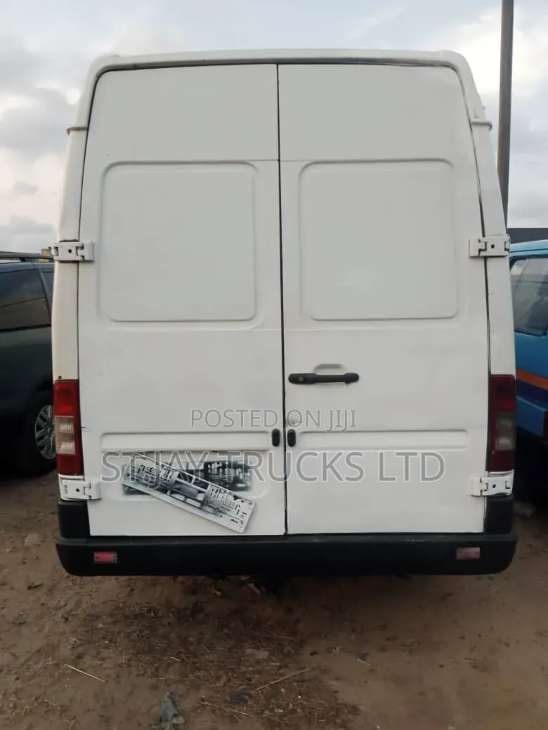 Mercedes-Benz Sprinter 2006 White