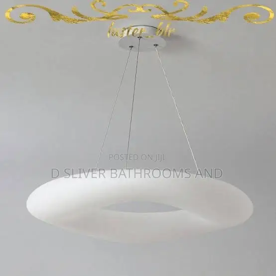 Modern Multi-Ring LED White Halo Chaindialer