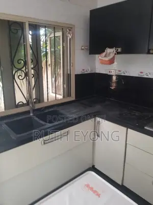 5bdrm House in Off Banana Island for rent