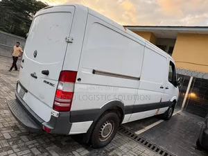 Mercedes-Benz Sprinter 2012 White