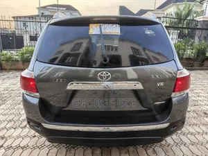 Toyota Highlander 2011 Gray