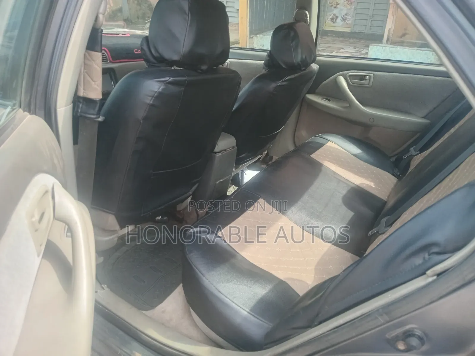 Toyota Camry 2000 Gray