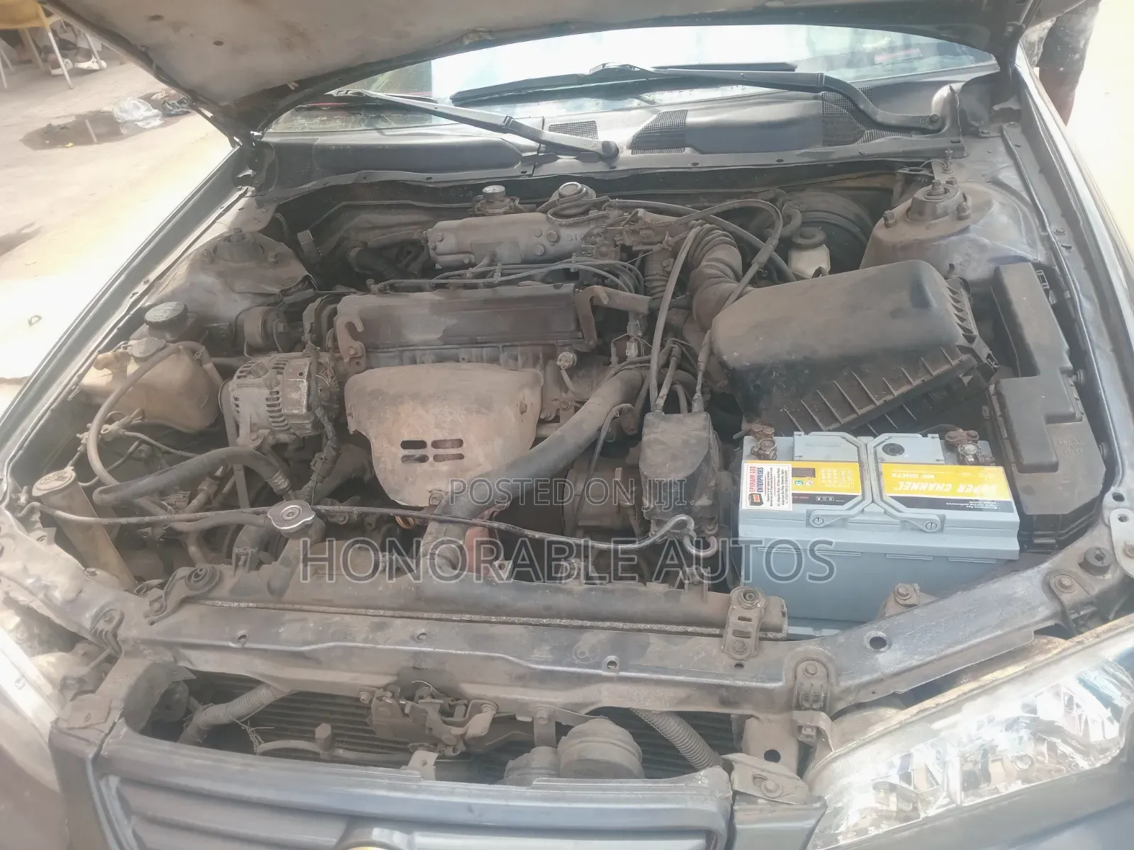 Toyota Camry 2000 Gray