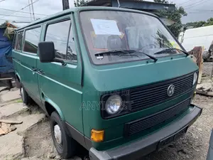 Volkswagen Transporter 1999 Green
