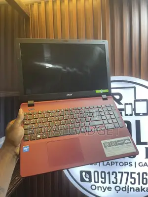 Laptop Acer Aspire E5 4GB Intel Pentium HDD 320GB