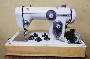 Sewing Machine (Janome Model 672)
