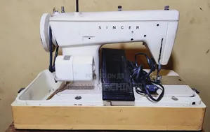 Singer Model 237 Sewing Machine