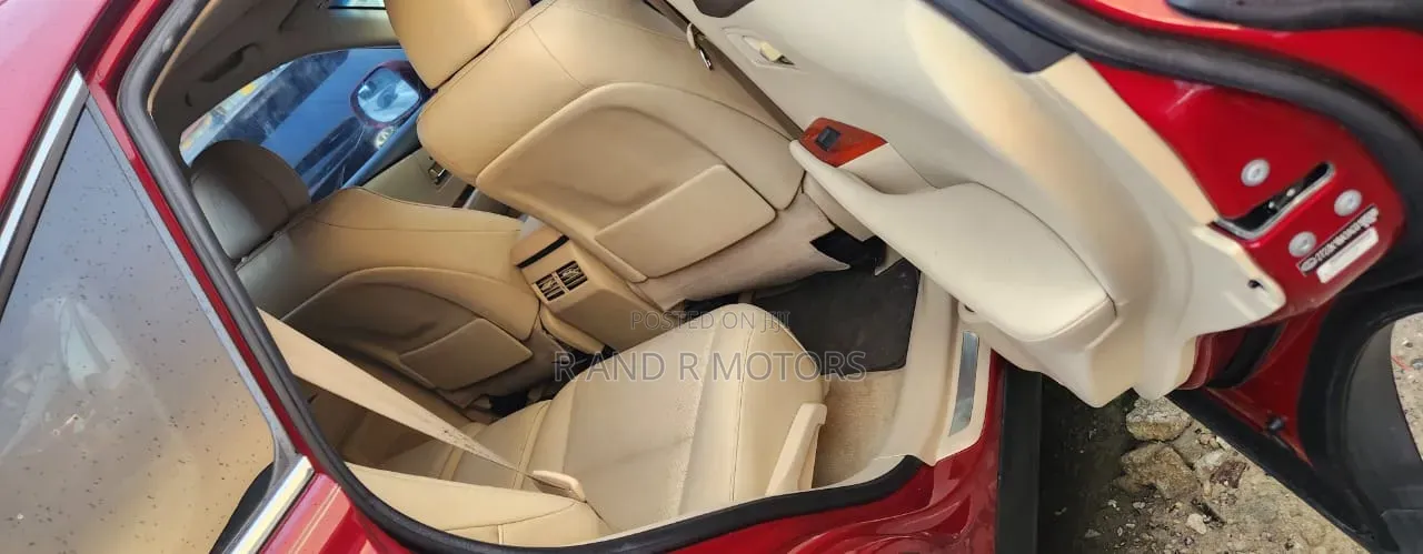 Lexus RX 2011 Red