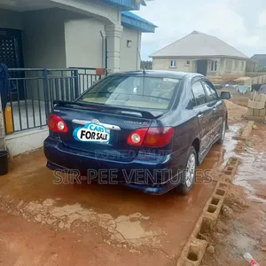 Toyota Corolla LE 2005 Blue